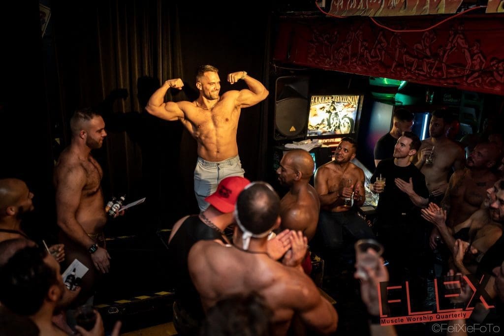 live muscle worship