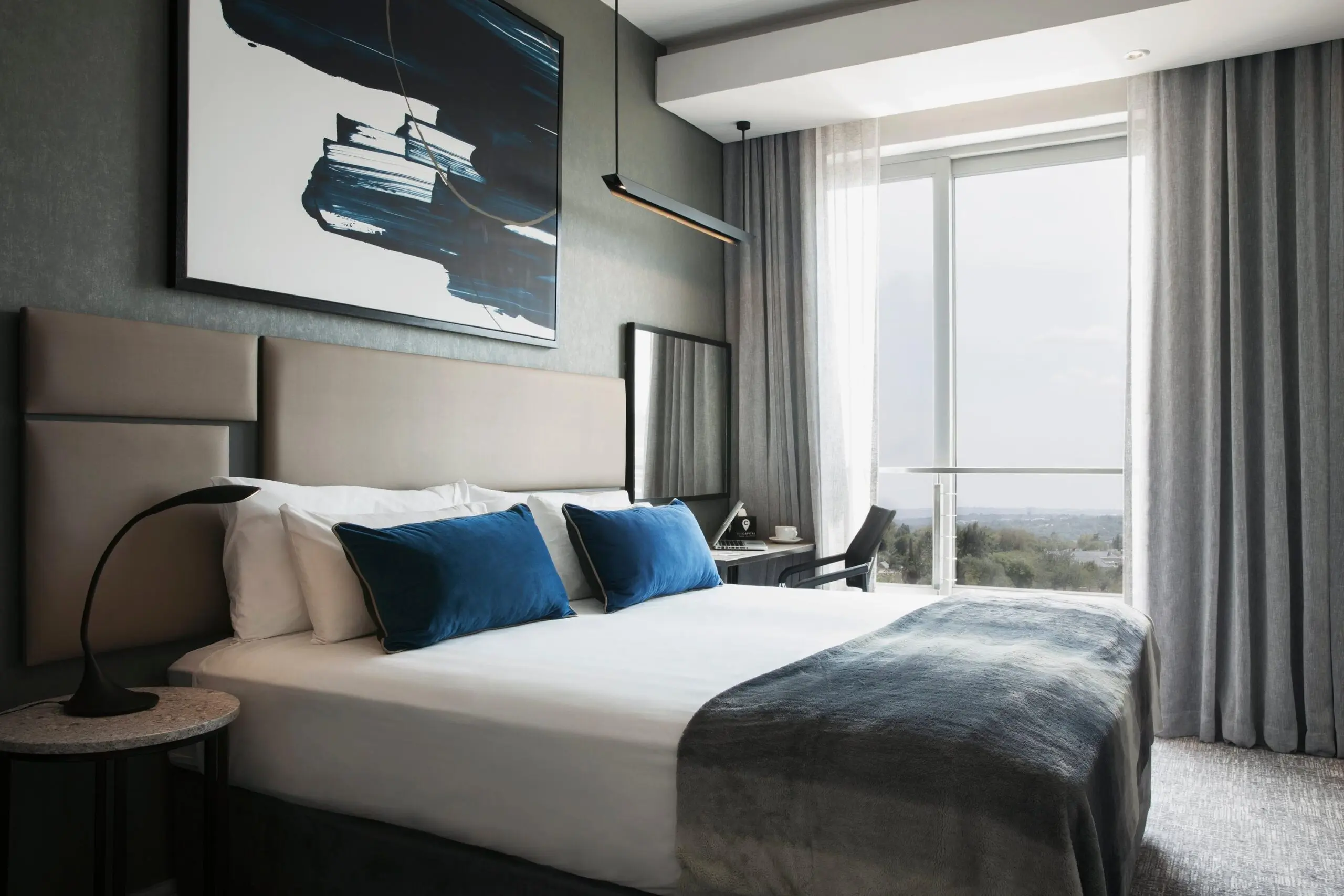 hotel-room porn