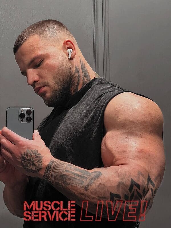 Oliver Sport webcam cam gay bodybuilder muscle muscleservicelive