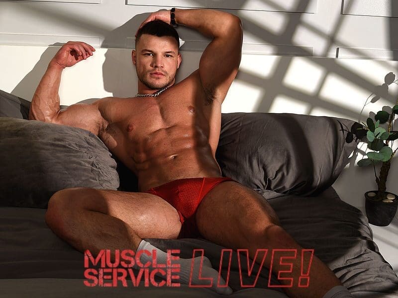 Oliver Sport web cam webcam flirt4free muscleservicelive